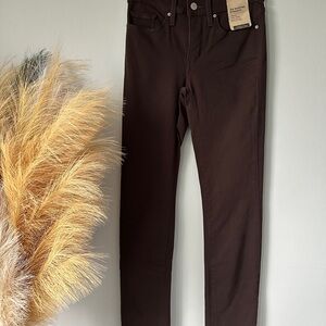 Levi's Women's Straight Leg Jeans - Brown